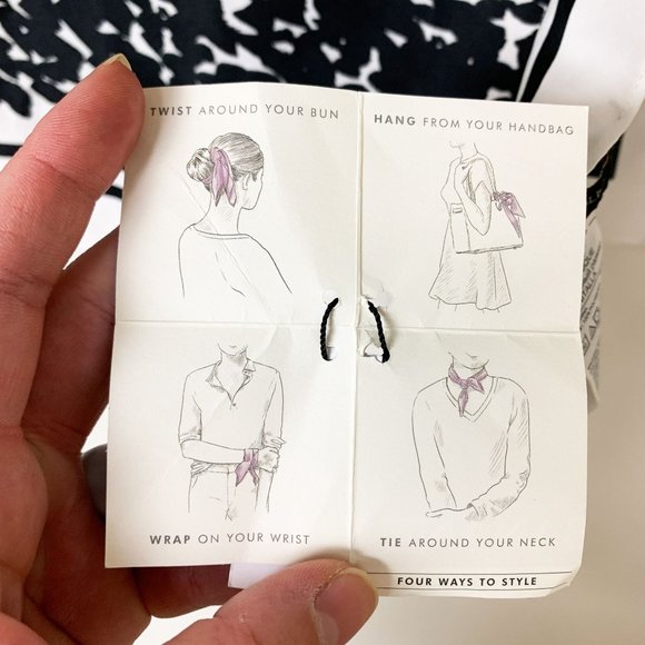 Banana Republic small square scarf black white - Picture 3 of 8